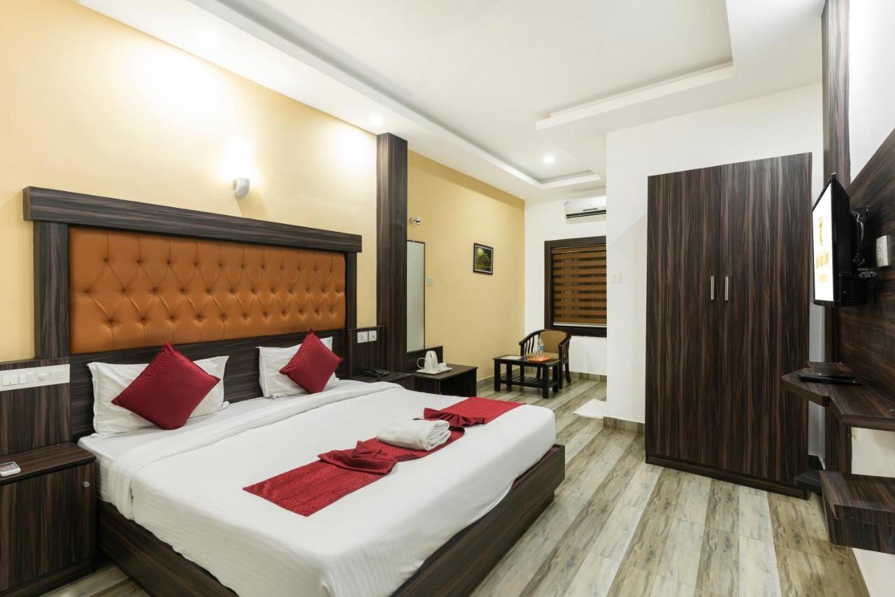 Hotel Kochi Crown Eksteriør billede