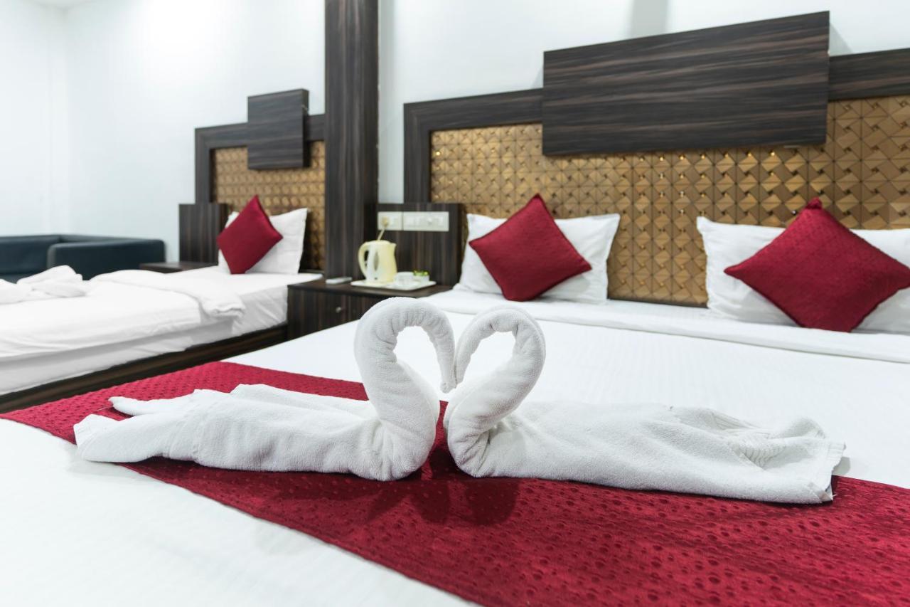 Hotel Kochi Crown Eksteriør billede