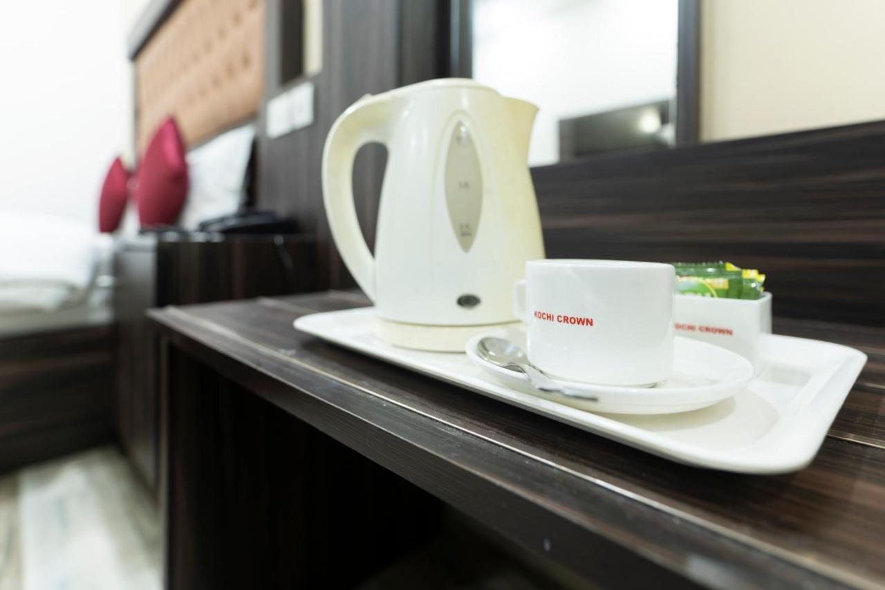 Hotel Kochi Crown Eksteriør billede