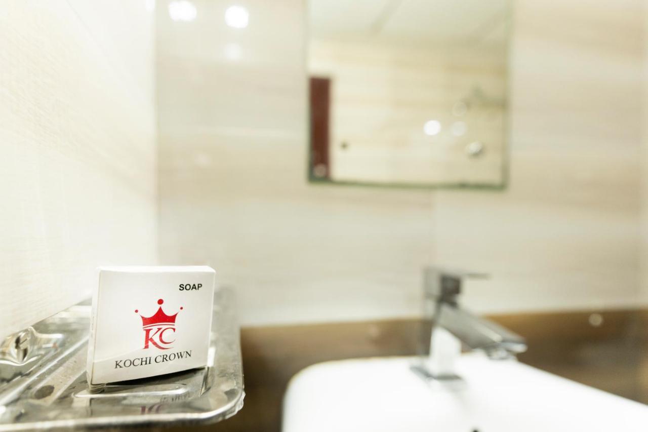 Hotel Kochi Crown Eksteriør billede