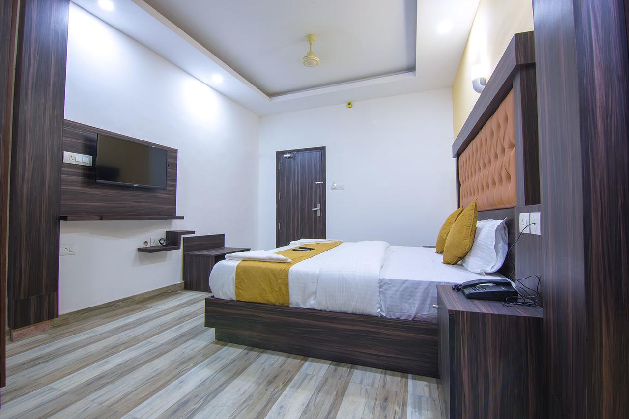 Hotel Kochi Crown Eksteriør billede