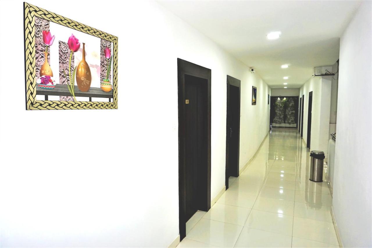 Hotel Kochi Crown Eksteriør billede
