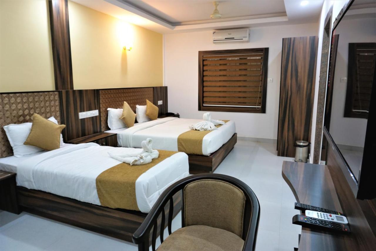 Hotel Kochi Crown Eksteriør billede