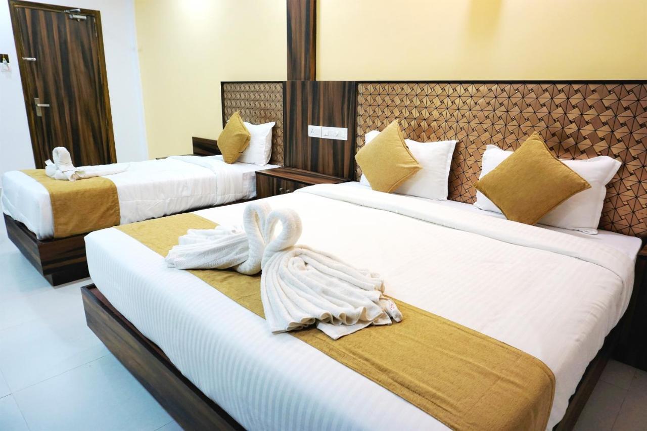 Hotel Kochi Crown Eksteriør billede